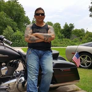 Meet your Posher, Jenaro